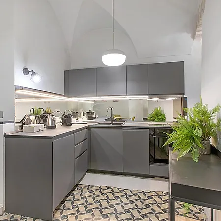 La Meraviglia Del Centro Storico Ac & Wi‑fi - Happy Apartment *